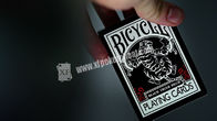 隠顕インキの印が付いている自転車の黒いトラのEllusionistのプラスチック トランプ
